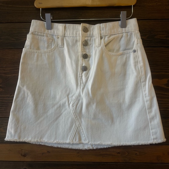 Madewell Rigid Denim A-Line Mini Skirt White: Button-Front Edition Size 25 - Picture 4 of 12